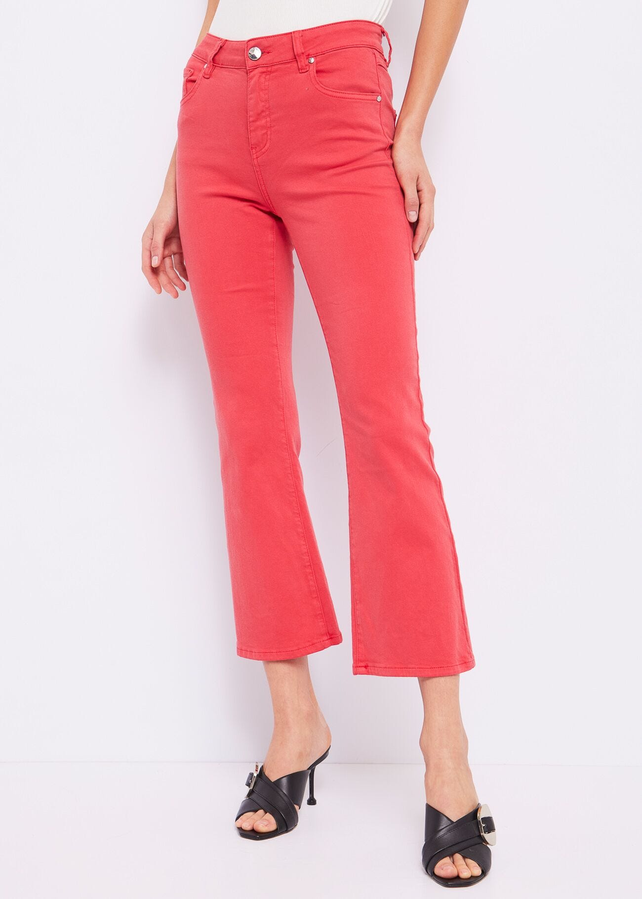 Cropped flared trousers