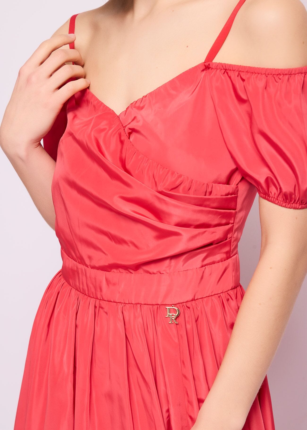 Abito lungo rosso in taffetà