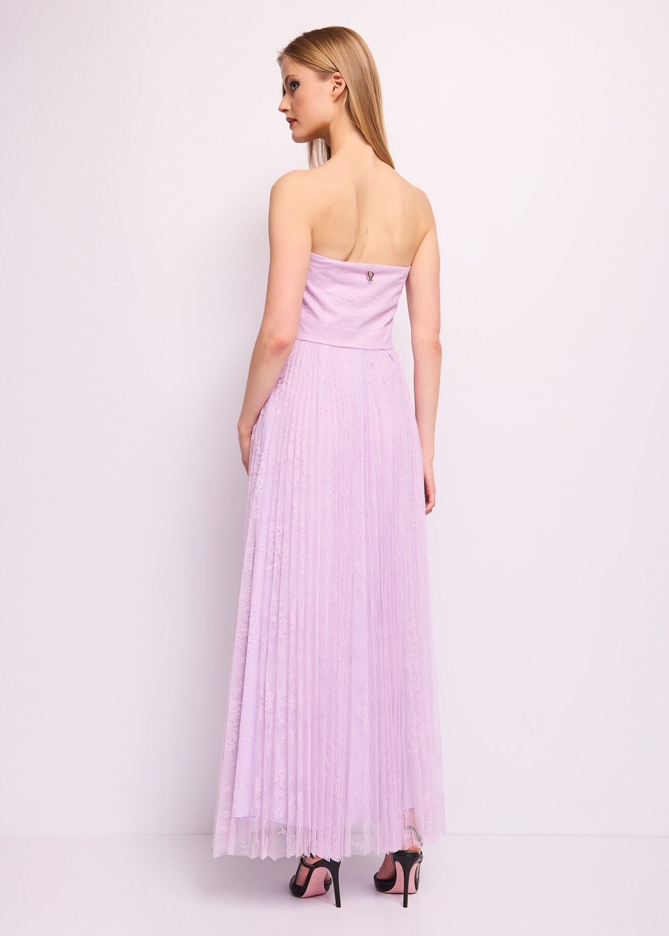 Abito lungo lilla con pizzo