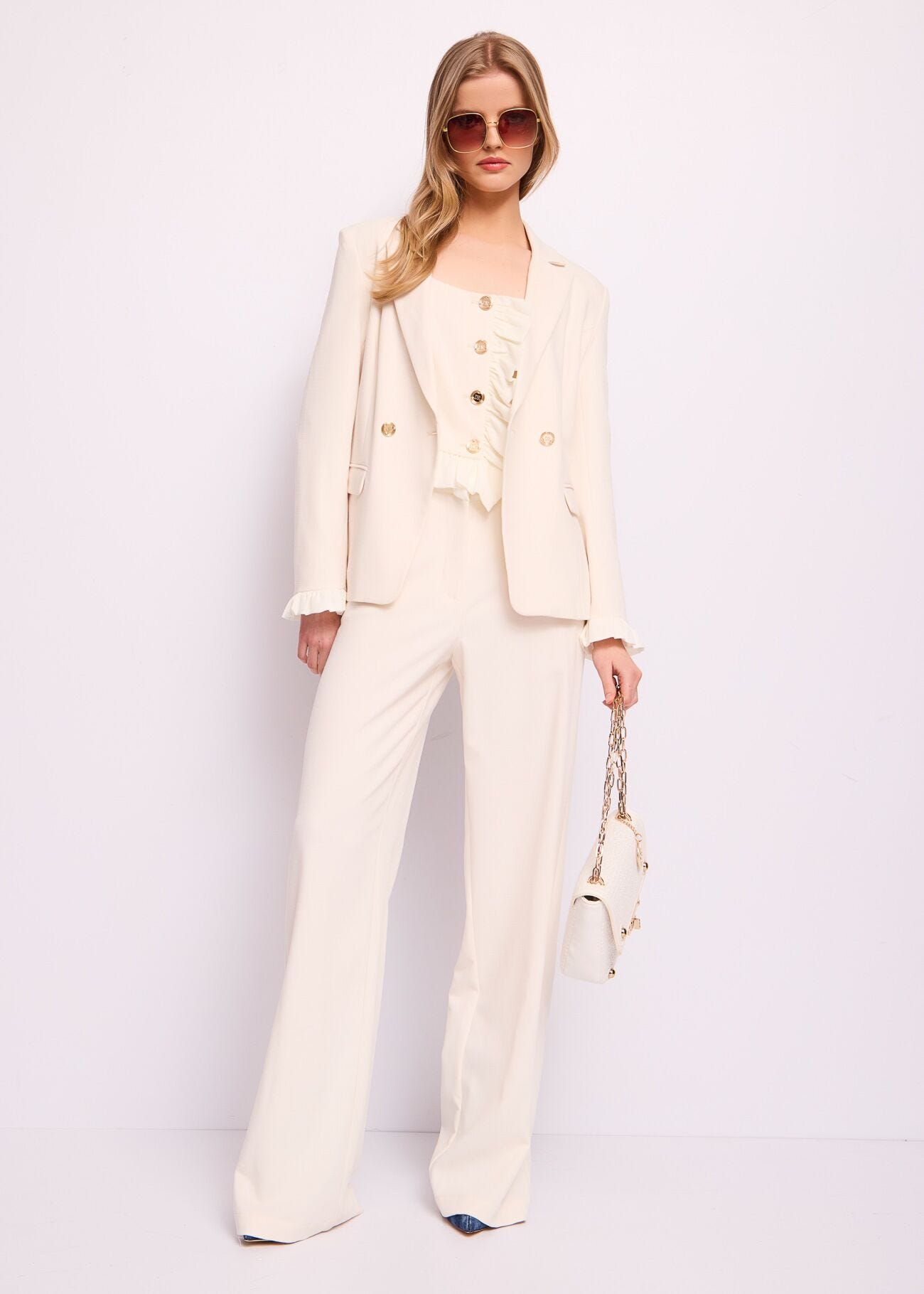 White double-breasted blazer