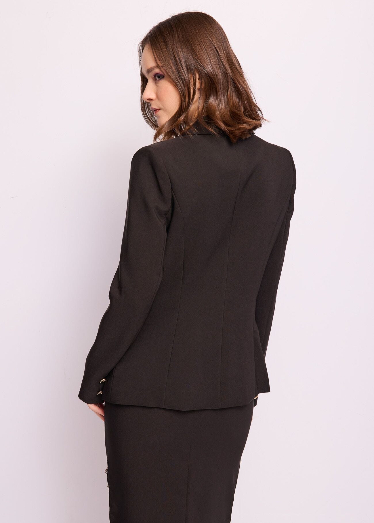 Blazer nero con ganci e laccetti