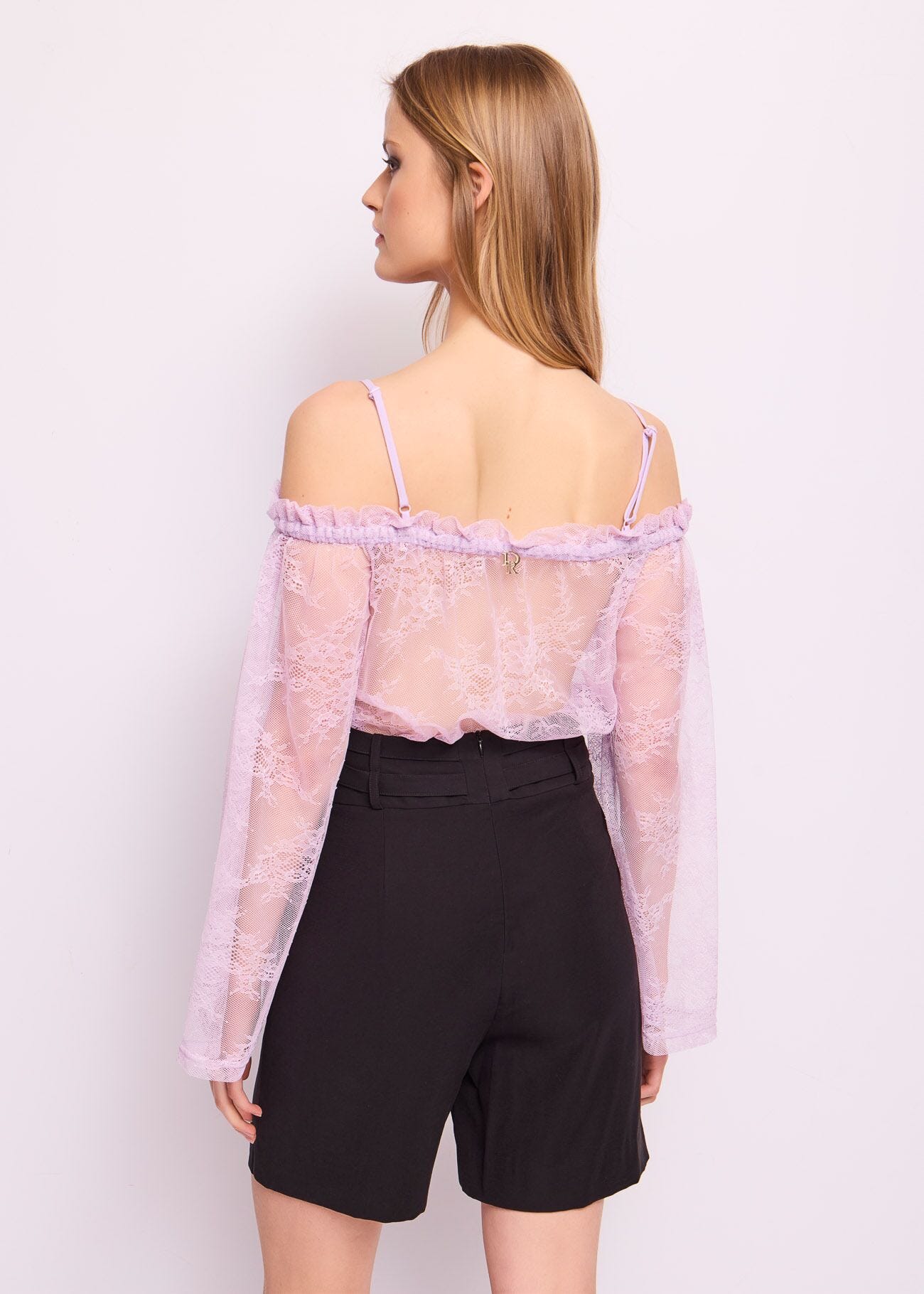 Blusa lilla in pizzo