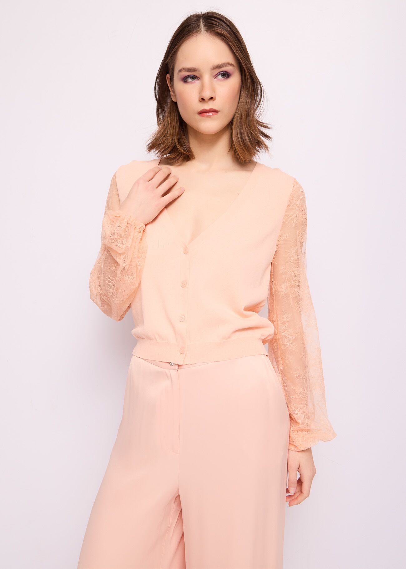 Cardigan con pizzo