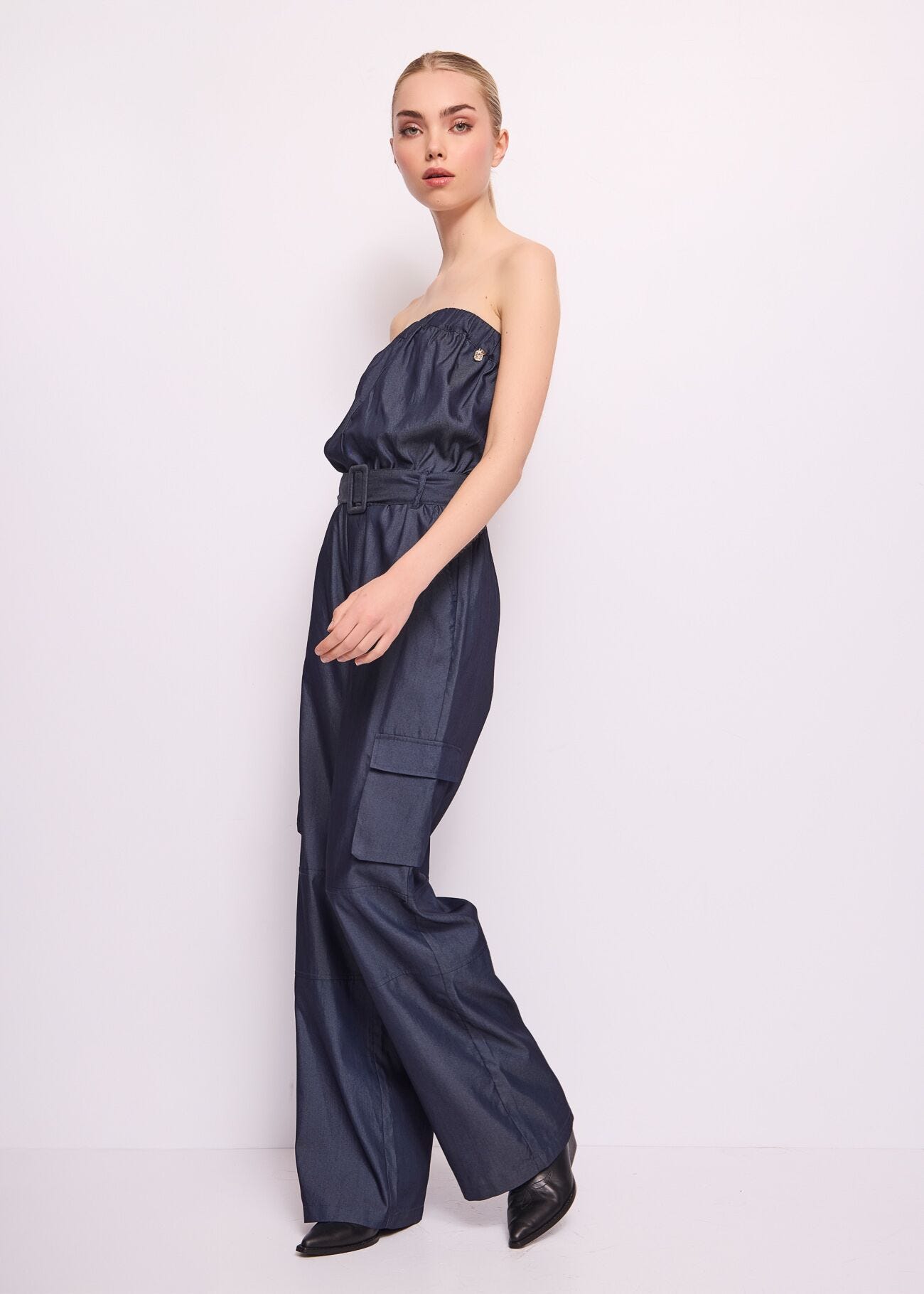 Tuta blu in chambray