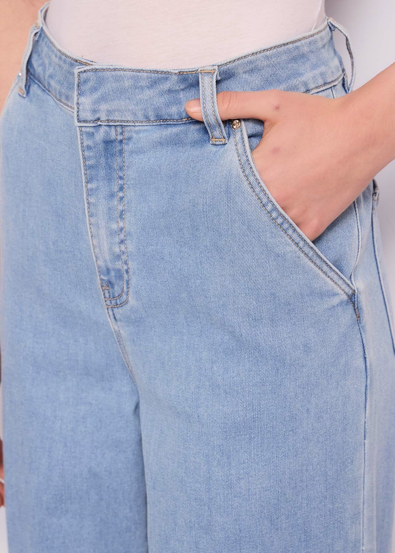Jeans in cotone con piega