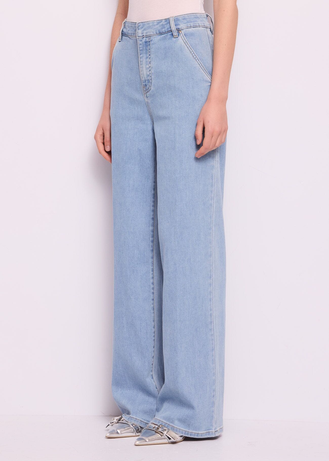 Jeans in cotone con piega