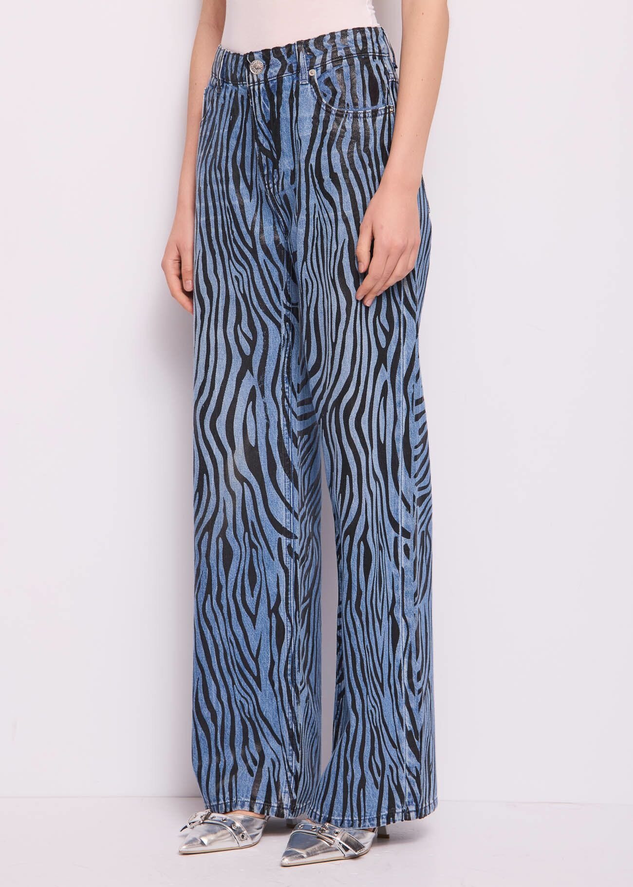 Wide jeans in printed cotton
