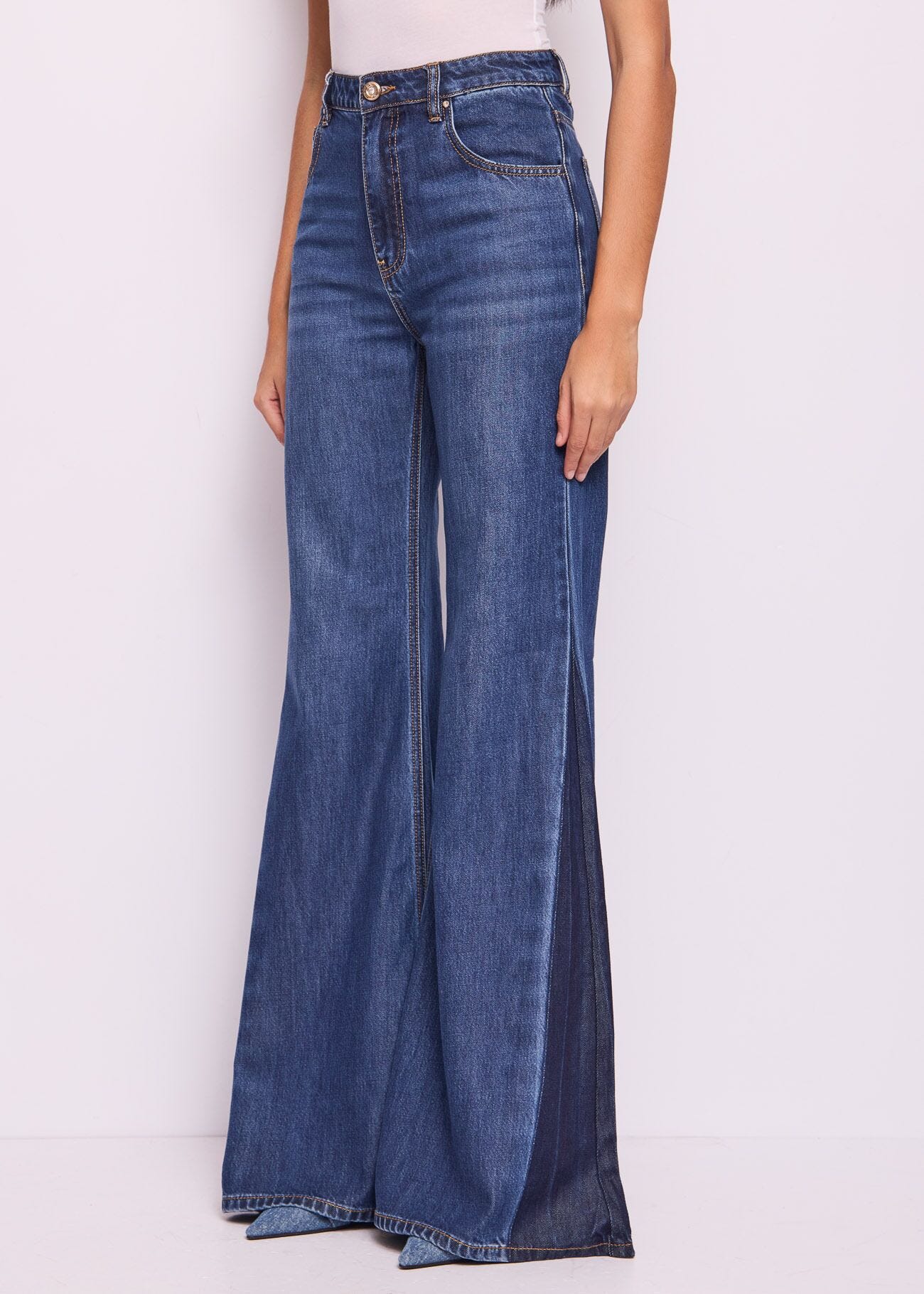 Jeans super flare in cotone