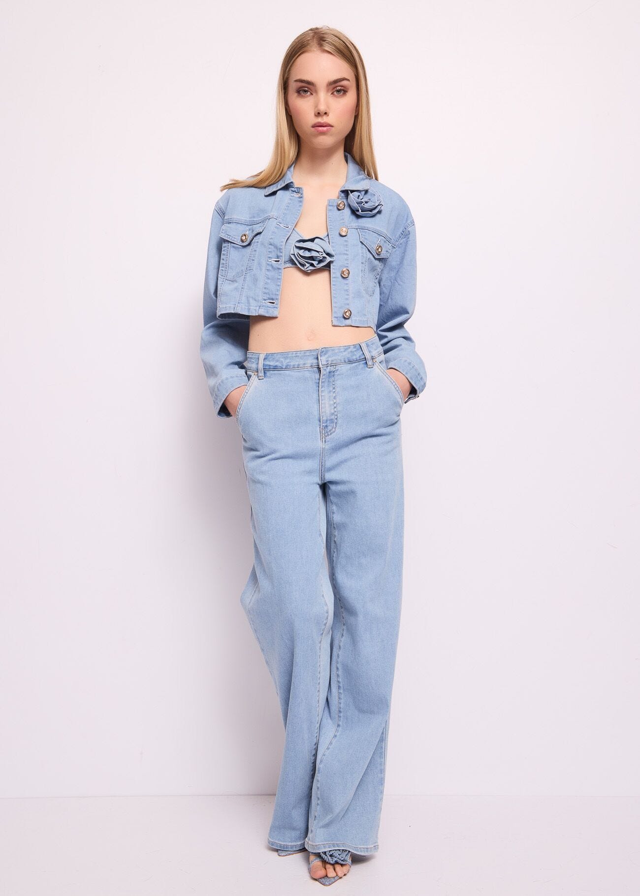 Short cotton denim jacket