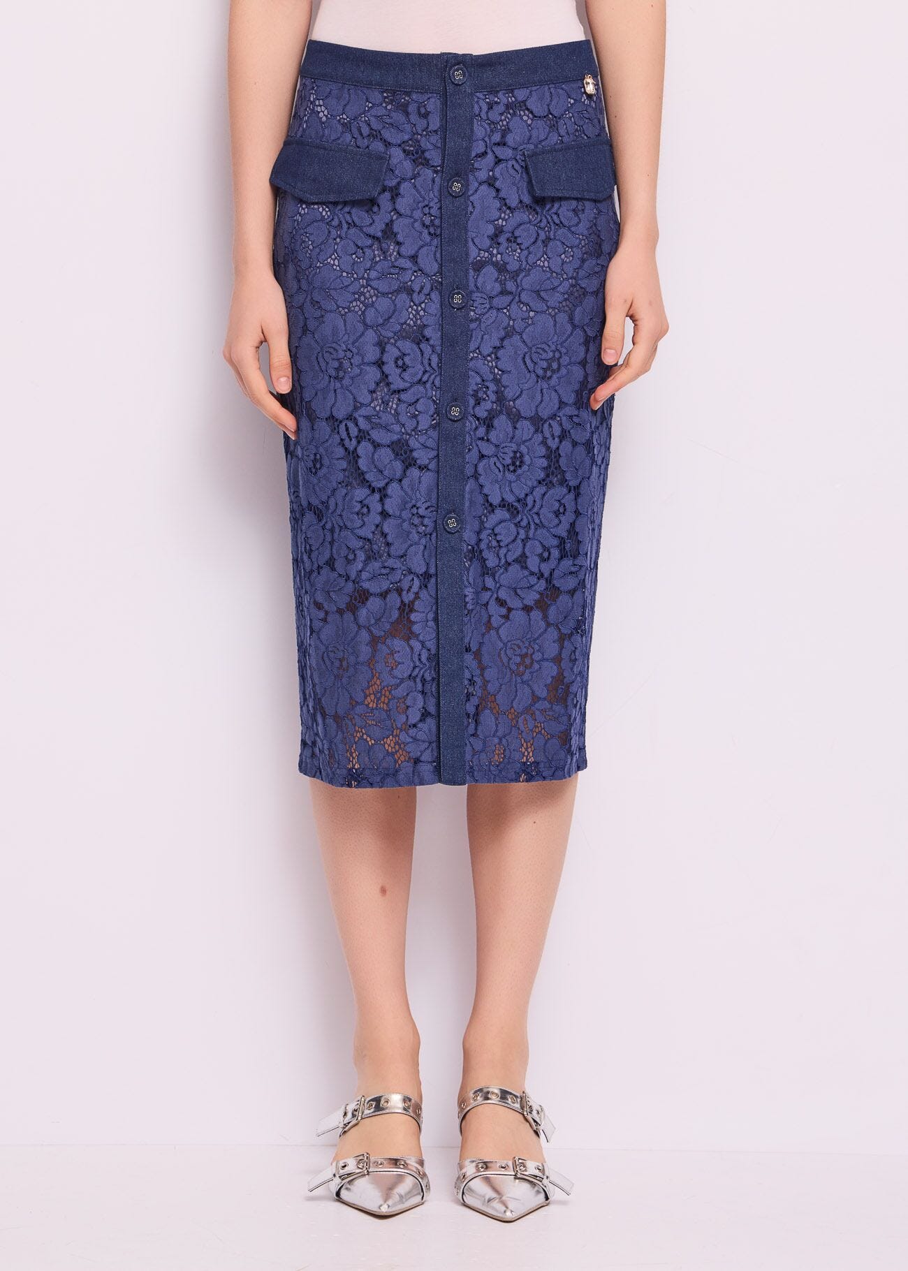 Falda azul de encaje de algodón