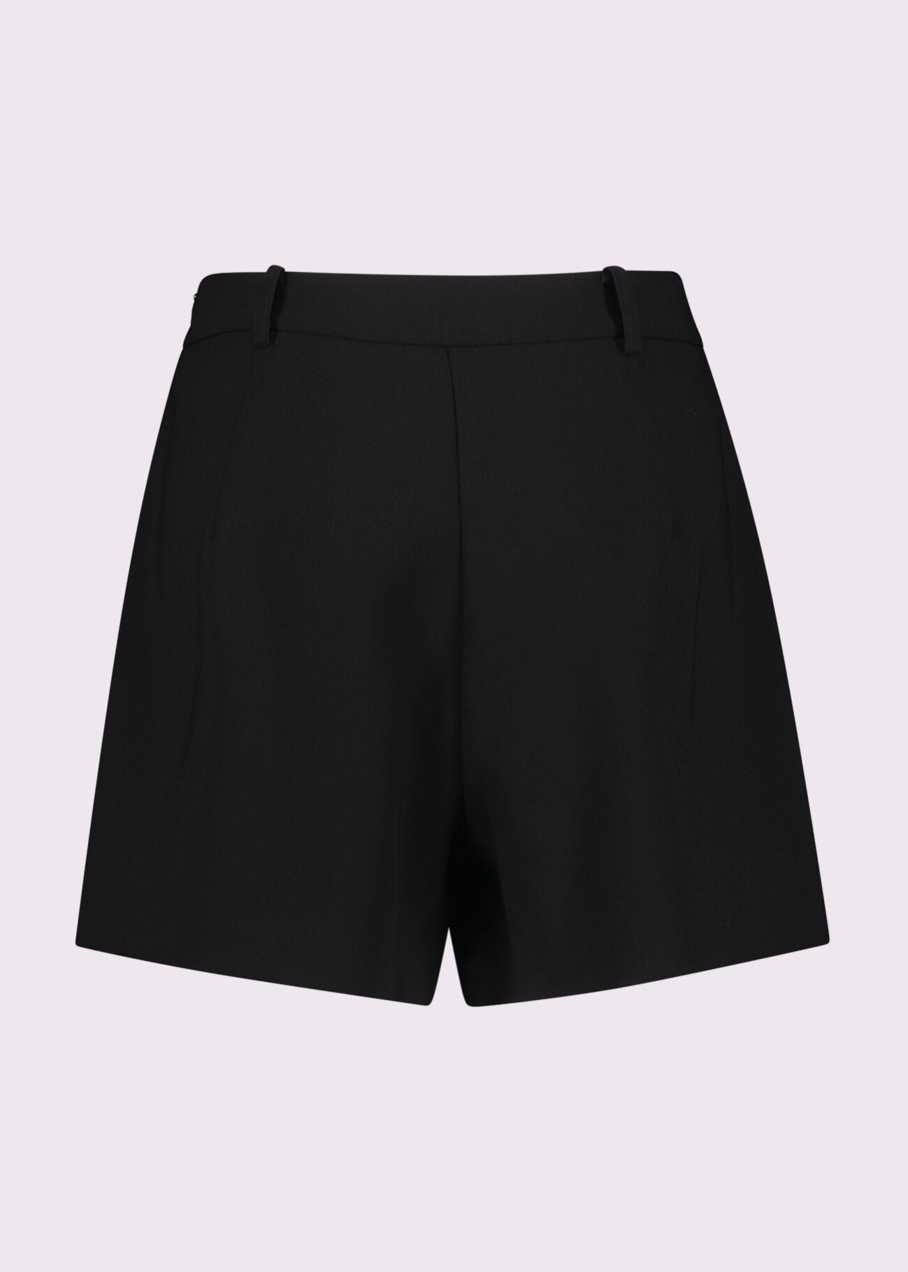 Short nero con catene