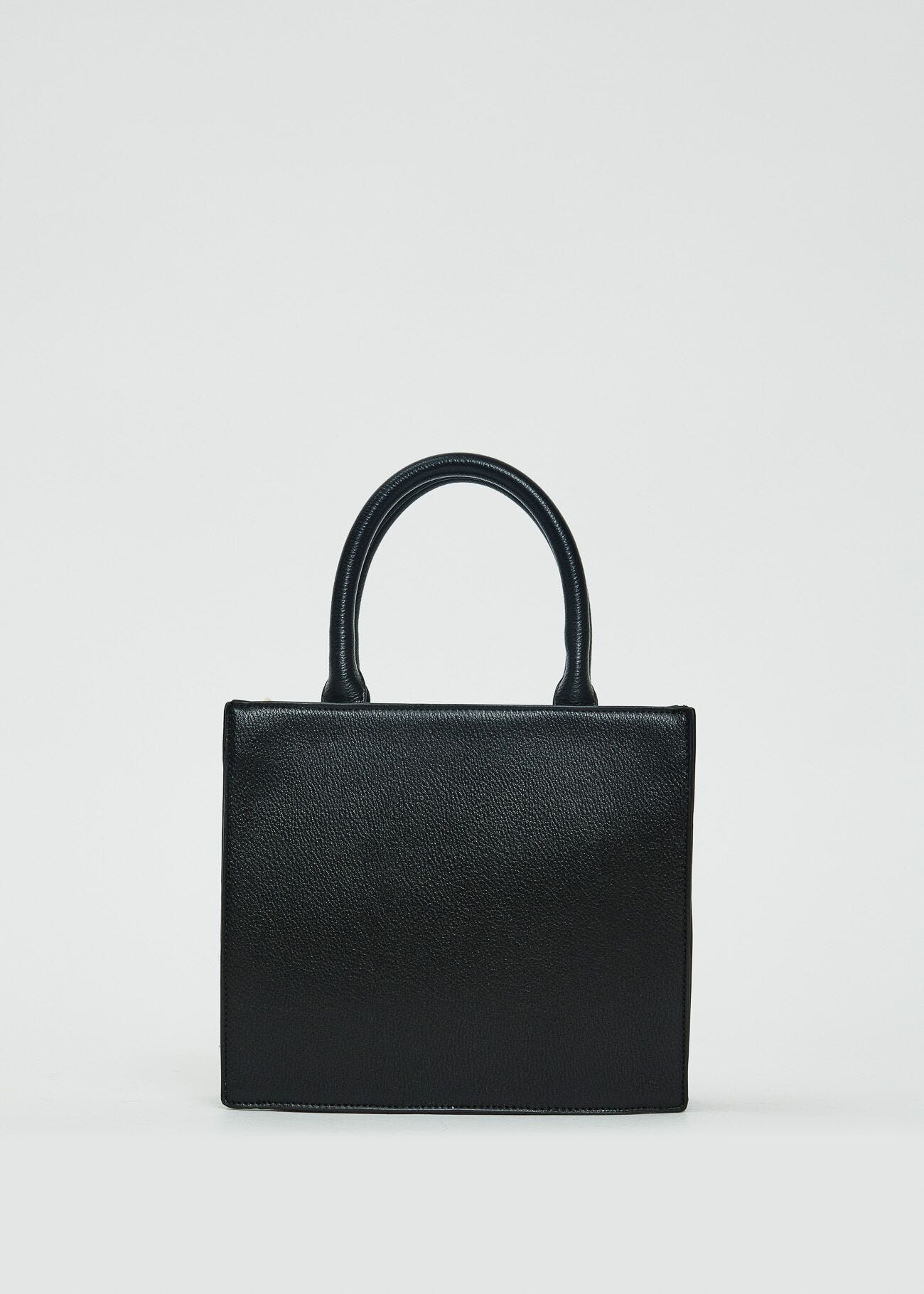 Shopping bag nera con laccetti